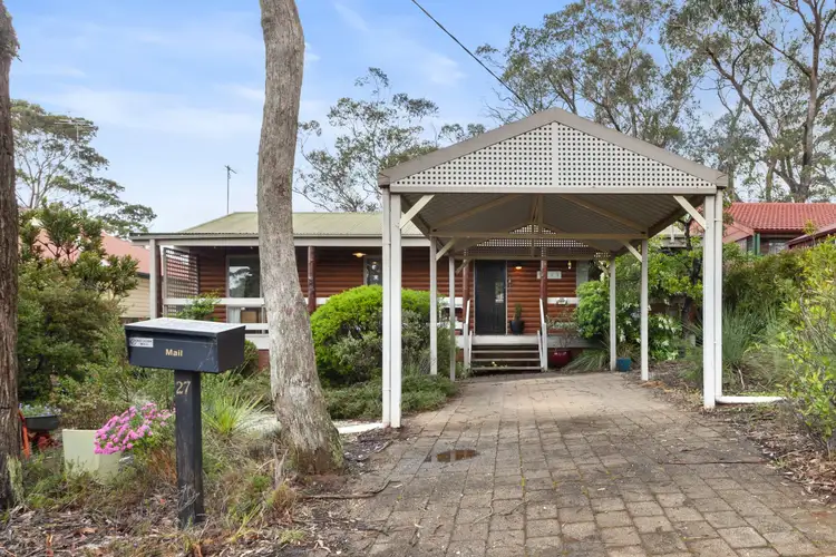 27 St Andrews Avenue, Blackheath NSW 2785