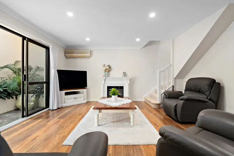 Second view of Homely house listing, 5 Kambalda Place, Yarrawarrah NSW 2233