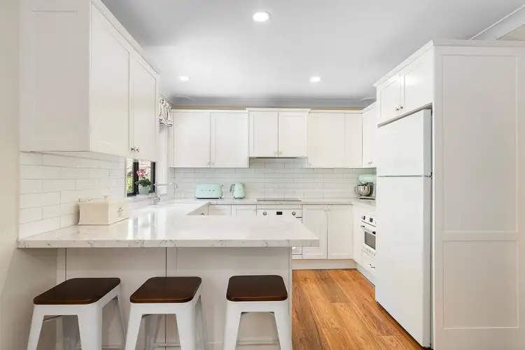 Third view of Homely house listing, 5 Kambalda Place, Yarrawarrah NSW 2233