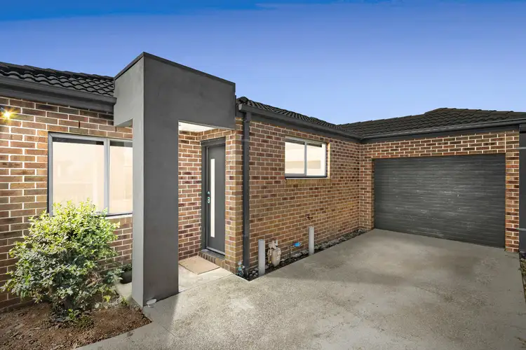 Main view of Homely unit listing, 2/16 Lynch Court, Altona Meadows VIC 3028