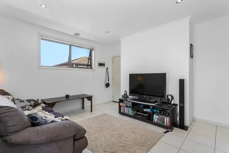 Fifth view of Homely unit listing, 2/16 Lynch Court, Altona Meadows VIC 3028