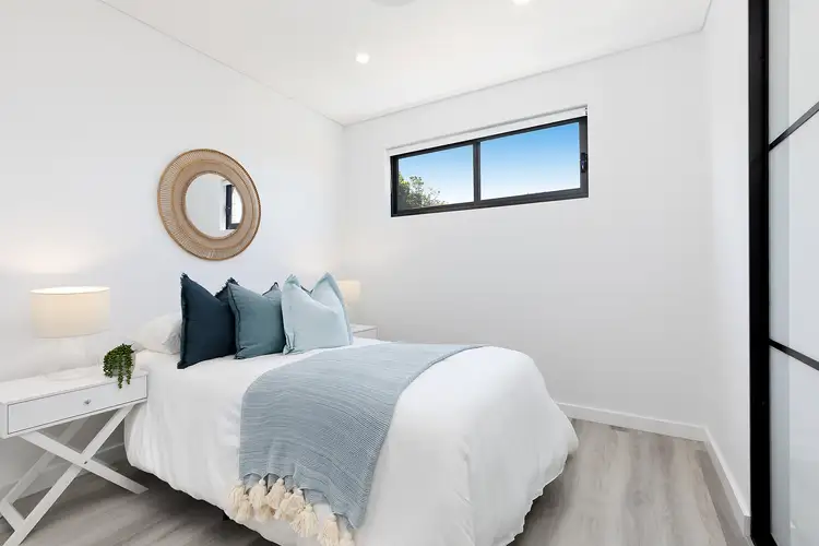 Fifth view of Homely semi-detached listing, 36 Cook Crescent, East Hills NSW 2213