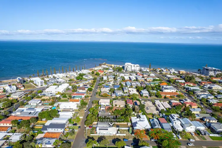 25 James Street, Scarborough QLD 4020