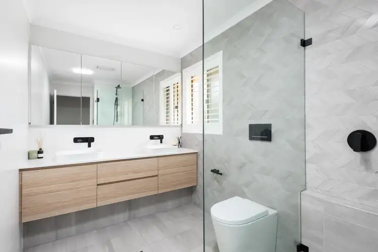 Fifth view of Homely villa listing, 6/2-4 Honeysuckle Street, Jannali NSW 2226