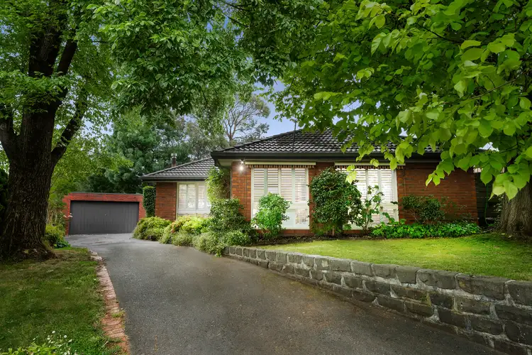 22 Blueberry Road, Mooroolbark VIC 3138