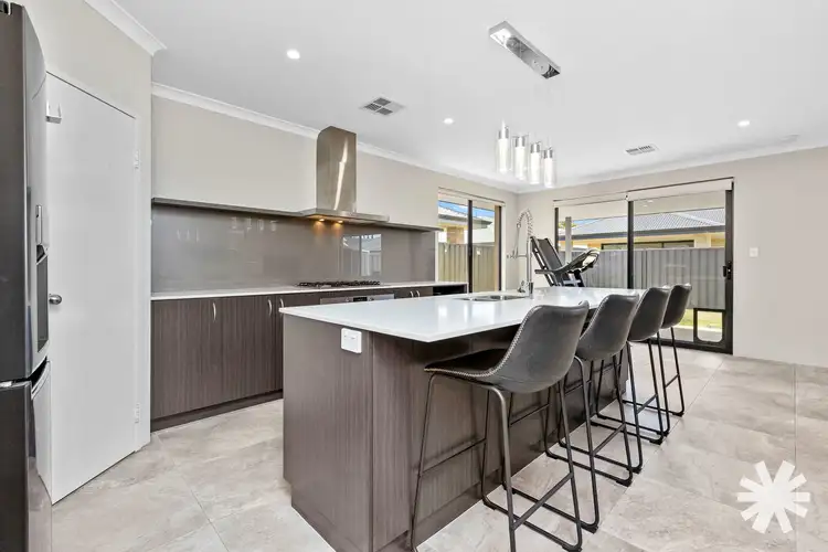 22 Little Close, East Cannington WA 6107