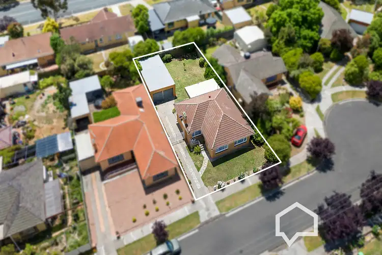 Second view of Homely house listing, 2 Cambrian Court, Flora Hill VIC 3550