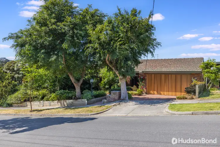 8 Somerville Street, Doncaster VIC 3108
