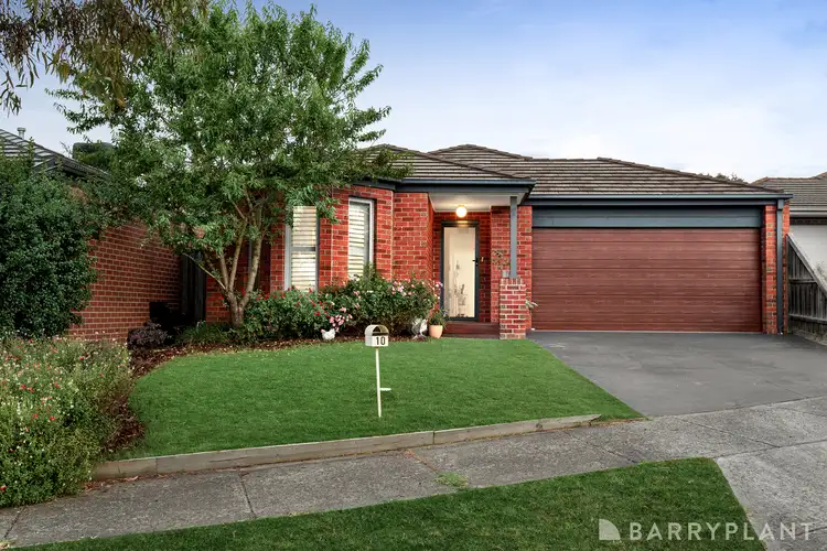 10 Markdale Way, Doreen VIC 3754
