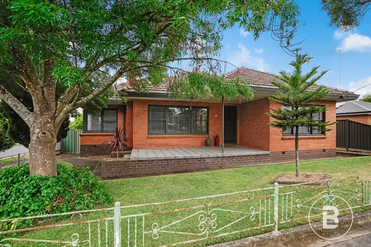 34 Ivanhoe Street, Wendouree VIC 3355