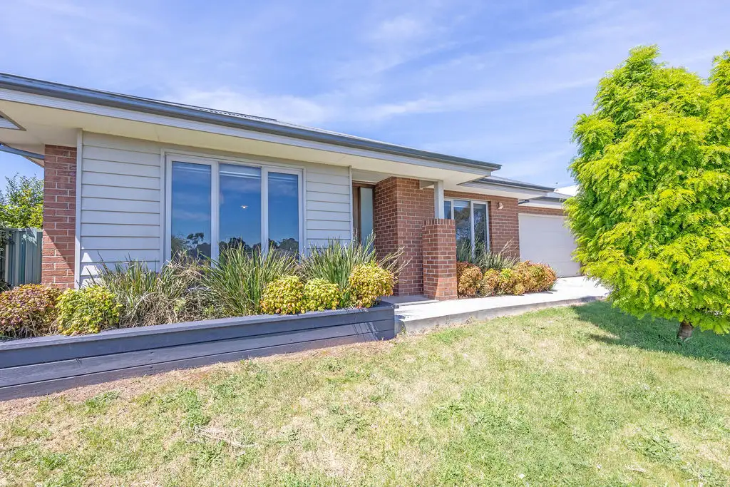 Main view of Homely house listing, 15 Middlin Street, Brown Hill VIC 3350