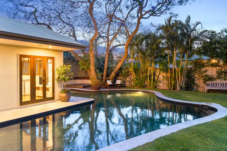 96 Beach Street, Cleveland QLD 4163