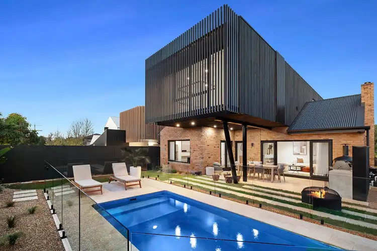 18 Charming Street, Hampton East VIC 3188