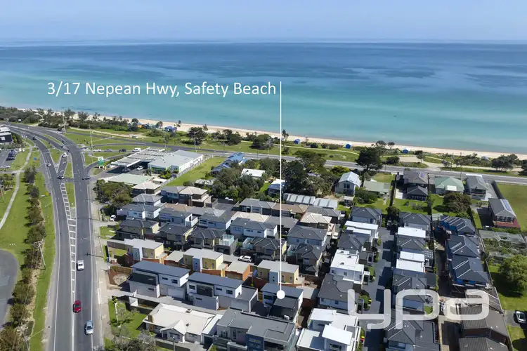 Second view of Homely townhouse listing, 3/17 Nepean Highway, Safety Beach VIC 3936