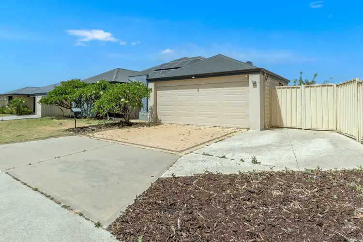 4 Glenfin Road, Seville Grove WA 6112