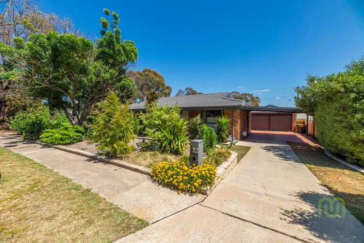 32 Beattie Crescent