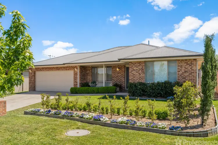 14 Speet Place, Orange NSW 2800