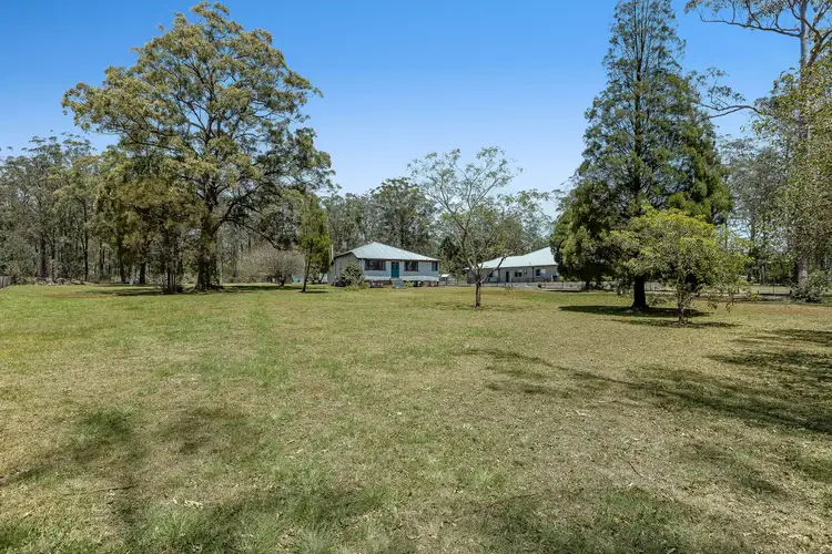 18 Evans Road, Cabarlah QLD 4352