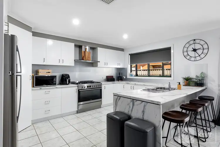 Fourth view of Homely house listing, 2 Moorpark Court, Cobram VIC 3644