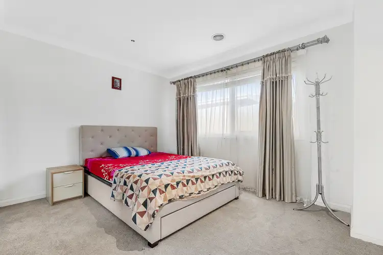 Fifth view of Homely townhouse listing, 2/16-18 Whittens Lane, Doncaster VIC 3108