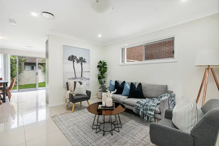 6 Hemanta Glade, Woodcroft NSW 2767