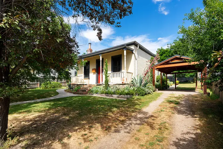 37 Bowden Street, Castlemaine VIC 3450