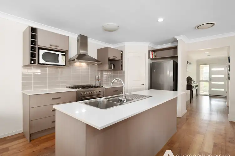Second view of Homely house listing, 4 Gardenia Circuit, Heathwood QLD 4110