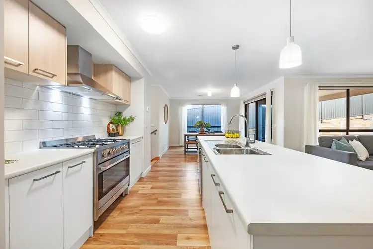 Fifth view of Homely house listing, 2 Ambience Place, Brown Hill VIC 3350