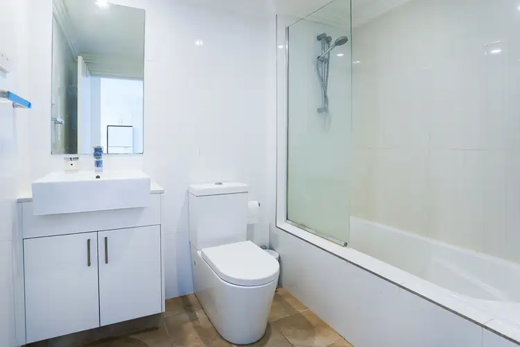 Sixth view of Homely apartment listing, 302/822 Pittwater Road, Dee Why NSW 2099