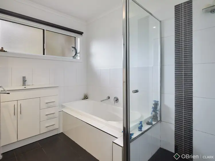 Sixth view of Homely house listing, 11 Tarago Court, Warragul VIC 3820