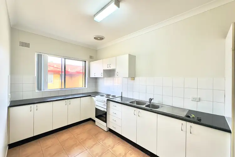 Fourth view of Homely unit listing, 15/8-10 President Avenue, Kogarah NSW 2217