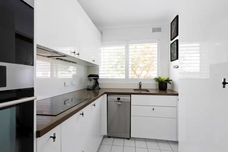 Third view of Homely apartment listing, 2/95 Crown Road, Queenscliff NSW 2096