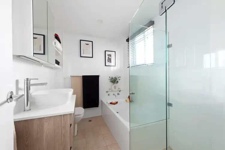 Sixth view of Homely apartment listing, 2/95 Crown Road, Queenscliff NSW 2096