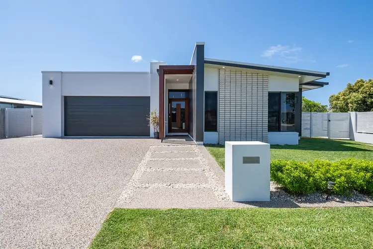 2 Nerinda Place, Shoal Point QLD 4750