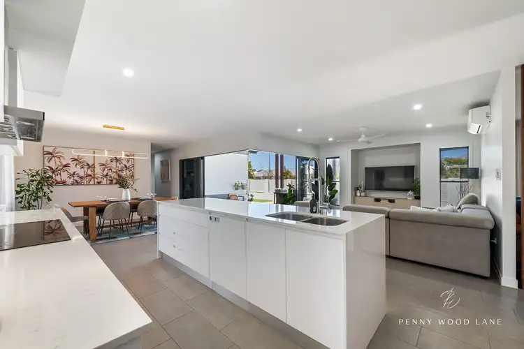 Fifth view of Homely house listing, 2 Nerinda Place, Shoal Point QLD 4750