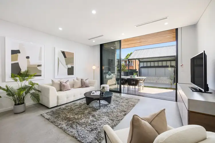22a Hardie Street, Mascot NSW 2020
