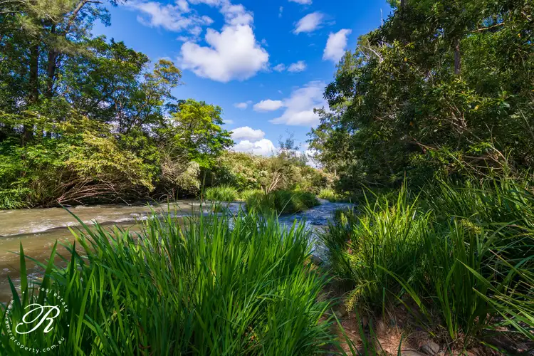 555 Moores Road, Monkerai NSW 2415