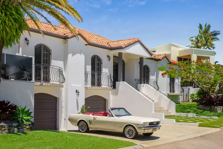 4 Tangmere Court, Noosa Heads QLD 4567