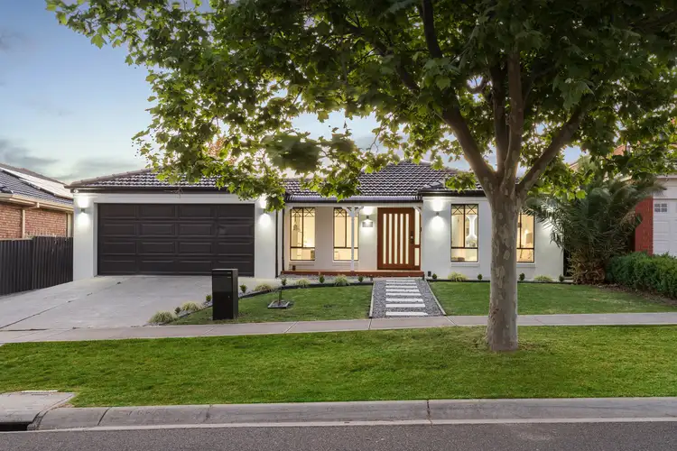 43 Mccubbin Drive, Taylors Lakes VIC 3038