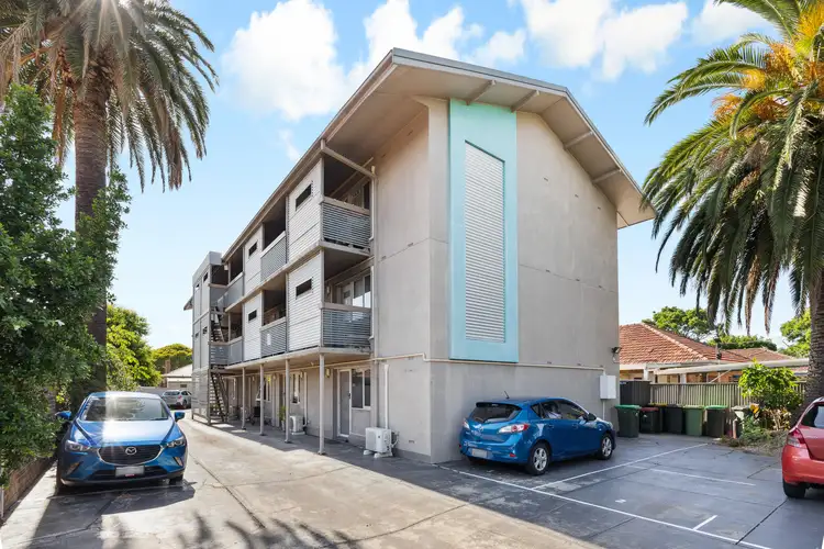 11/6 Pine Avenue, Glenelg North SA 5045