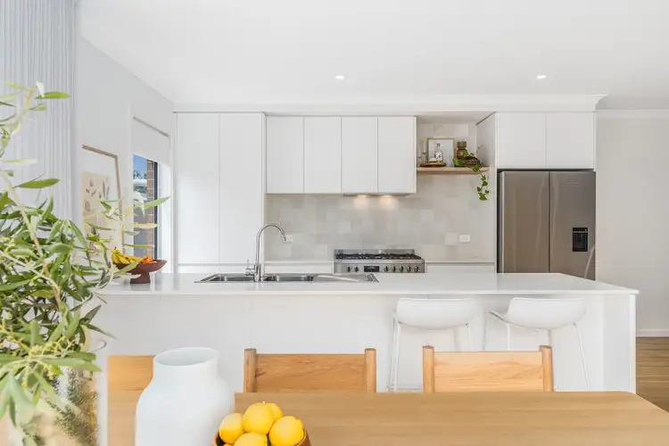 Main view of Homely unit listing, 2/44 Yaraan Street, Bell Park VIC 3215