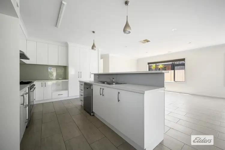 Fourth view of Homely house listing, 33 Sadlier Street, Wodonga VIC 3690