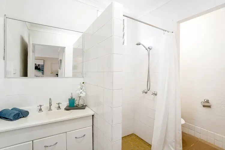 Sixth view of Homely unit listing, 1/126-128 Greenslopes Street, Edge Hill QLD 4870