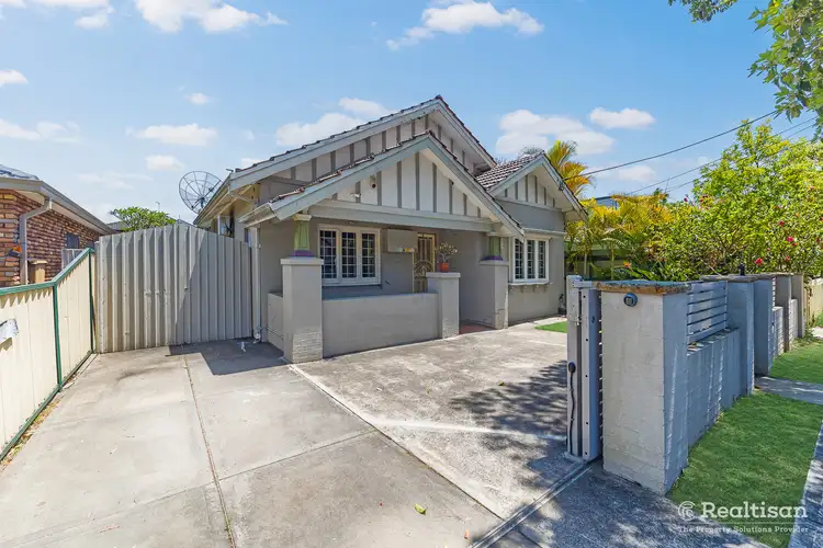 1 Chisholm Road