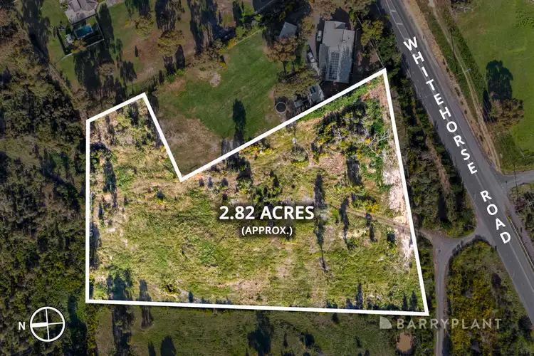 212 Whitehorse Road, Mount Clear VIC 3350