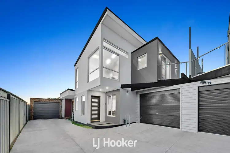 Second view of Homely townhouse listing, 3/39 Carlisle Road, Hallam VIC 3803
