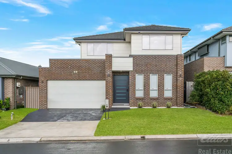 25 Kingsdale Avenue, Catherine Field NSW 2557