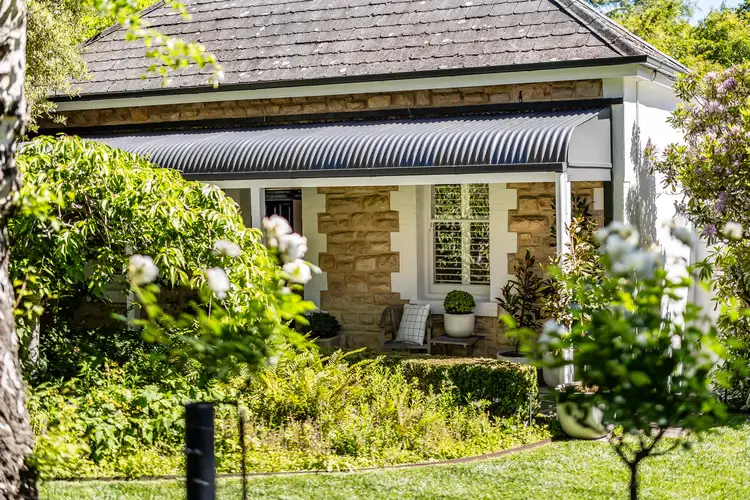 7 Woodbury Road, Crafers SA 5152