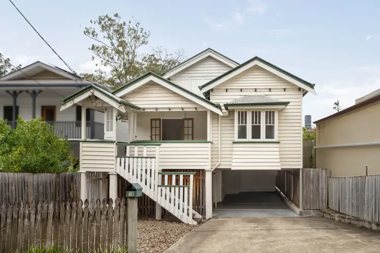 18 Eskgrove Street, East Brisbane QLD 4169