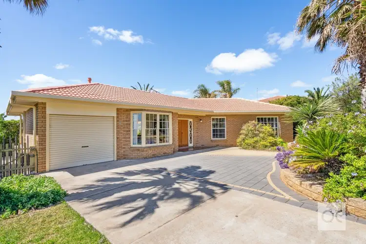 8 Grand Central Avenue, Hallett Cove SA 5158